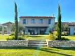 Luxury 6 bedroom holiday villa with private pool in Provence France (PV2995)