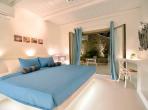 Luxury 2 bedroom holiday villa with private pool in Mykonos Greece (PV1324)
