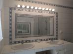 Charming family villa in Montmeyan in Provence, private swimming pool, table tennis, 4 bedrooms sleeping 8 people. (AUPS101)