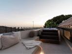 Luxury 4 bedroom holiday villa with private pool in Costa del Sol Spain (PV2996)