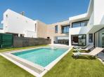 Luxury 5 bedroom holiday villa with private pool in Algarve Portugal (PV2998)