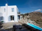 Luxury 3 bedroom holiday villa with private pool in Mykonos Greece (PV737)