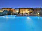 Luxury 3 bedroom holiday villa with private pool in Mykonos Greece (PV1344)