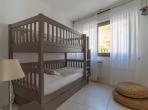 Apartment with Garden and Direct Access to Beach. Sleeps 6, 2 bedrooms (MONT111GN)