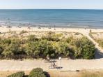 Apartment with Garden and Direct Access to Beach. Sleeps 6, 2 bedrooms (MONT111GN)