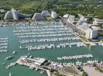 Apartment with Garden and Direct Access to Beach. Sleeps 6, 2 bedrooms (MONT111GN)