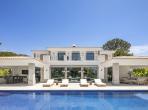 Luxury 6 bedroom holiday villa with private pool in Algarve Portugal (PV2999)