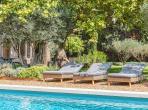 Charming Provencal Mas with Pool, Walking Distance to Shops etc. 4 bedrooms to sleep 8 (SRDP141YF)