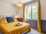 Charming Provencal Mas with Pool, Walking Distance to Shops etc. 4 bedrooms to sleep 8 (SRDP141YF)