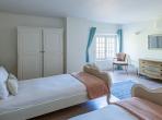 Gorgeous Old Bastide, Beautifully Renovated. Heated Pool. 8 bedrooms, sleeps up to 19 (VALB120)