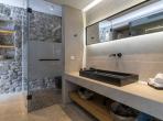 Luxury 4 bedroom holiday villa with private pool in Mykonos Greece (PV2869)