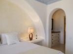 Luxury 4 bedroom holiday villa with private pool in Mykonos Greece (PV822)
