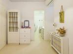 Luxury 4 bedroom holiday villa with private pool in Mykonos Greece (PV822)