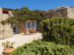 Luxury 4 bedroom holiday villa with private pool in Mykonos Greece (PV822)