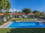 Luxury 6 bedroom holiday villa with private pool in Algarve Portugal (PV2528)
