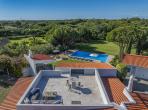 Luxury 6 bedroom holiday villa with private pool in Algarve Portugal (PV2528)