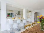 Luxury 6 bedroom holiday villa with private pool in Algarve Portugal (PV2528)
