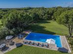 Luxury 6 bedroom holiday villa with private pool in Algarve Portugal (PV2528)