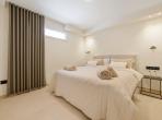 Luxury 6 bedroom holiday villa with private pool in Costa del Sol Spain (PV3001)