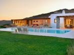 Luxury 4 bedroom holiday villa with private pool in Mykonos Greece (PV1364)