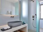 Luxury 6 bedroom holiday villa with private pool in Paros Greece (PV3002)