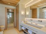 Luxury 5 bedroom holiday villa with private pool in Mykonos Greece (PV823)