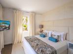 Luxury 6 bedroom holiday villa with private pool in Cote d'Azur France (PV1627)