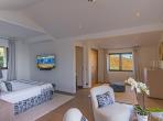 Luxury 6 bedroom holiday villa with private pool in Cote d'Azur France (PV1627)