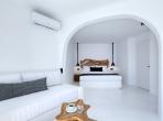 Luxury 5 bedroom holiday villa with private pool in Mykonos Greece (PV1349)