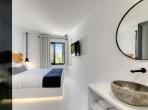 Luxury 5 bedroom holiday villa with private pool in Mykonos Greece (PV1349)