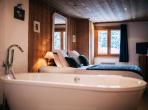 Luxury Chalet for 10 people in Megève. 3 minutes from ski lifts. (MEGE103GN)