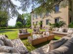Luxury 11 bedroom holiday villa with private pool in Tuscany Italy (PV3007)