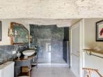 Luxury 11 bedroom holiday villa with private pool in Tuscany Italy (PV3007)