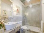 Luxury 11 bedroom holiday villa with private pool in Tuscany Italy (PV3007)