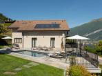 Luxury 4 bedroom holiday villa with private pool in Italian Lakes Italy (PV1002-2)