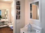 Luxury 4 bedroom holiday villa with private pool in Italian Lakes Italy (PV1002-2)