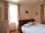 Luxury 6 bedroom holiday villa with private pool in Provence France (PV1599-2)