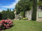 Luxury 6 bedroom holiday villa with private pool in Provence France (PV1599-2)