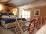 Luxury 7 bedroom holiday villa with private pool in Provence France (PV1640-2)