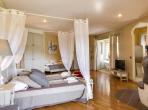 Luxury 8 bedroom holiday villa with private pool in Provence France (PV1836-2)