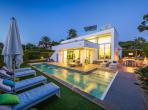 Luxury 4 bedroom holiday villa with private pool in Algarve Portugal (PV1855-2)