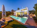 Luxury 4 bedroom holiday villa with private pool in Algarve Portugal (PV1855-2)