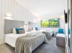 Luxury 4 bedroom holiday villa with private pool in Algarve Portugal (PV1855-2)