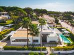 Luxury 4 bedroom holiday villa with private pool in Algarve Portugal (PV1855-2)