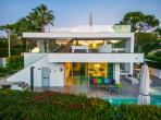 Luxury 4 bedroom holiday villa with private pool in Algarve Portugal (PV1855-2)