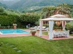 Luxury 4 bedroom holiday villa with private pool in Tuscany Italy (PV1869-2)