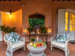 Luxury 4 bedroom holiday villa with private pool in Tuscany Italy (PV1869-2)