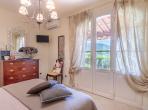Luxury 4 bedroom holiday villa with private pool in Tuscany Italy (PV1869-2)