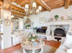 Luxury 7 bedroom holiday villa with private pool in Tuscany Italy (PV1534-2)