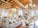 Luxury 7 bedroom holiday villa with private pool in Tuscany Italy (PV1534-2)